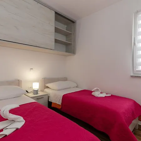 Campsite Camp Lana With Pool Drage