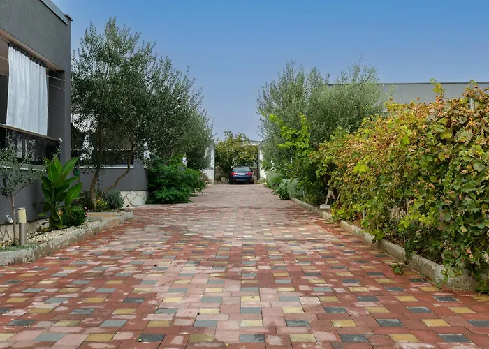 Camp Lana With Pool * Drage